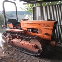 Trattore fiat 605c super con attrezzi vari