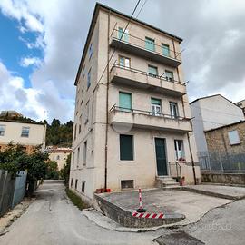 4 LOCALI A CAMPOBASSO