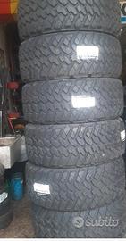 33 12.5 18 toyo nuove