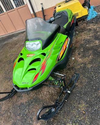 Motoslitta Arctic Cat