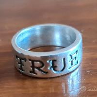 Anello El Rana in argento modello True Love