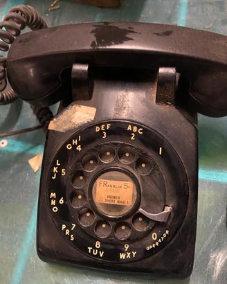 Telefono fisso vintage 