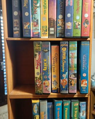lotto 45 videocassette VHS Disney Pixar ecc
