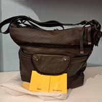 Mandarina Duck a tracolla in vera pelle marrone 