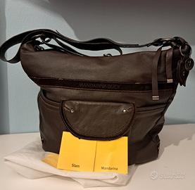 Mandarina Duck a tracolla in vera pelle marrone 
