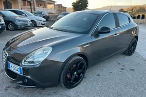 Alfa Romeo Giulietta 1.6 JTDm-2 105 CV Exclusive