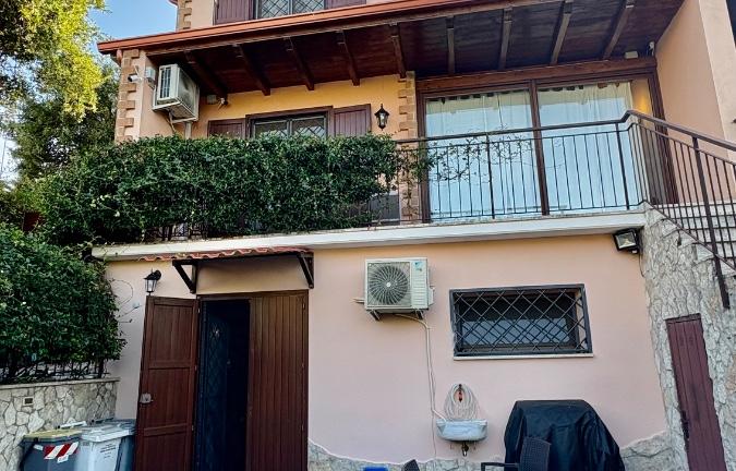 Villino Angolare Marco Simone