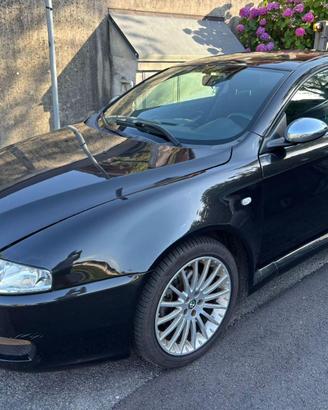 Alfa Romeo GT 2.0 jts
