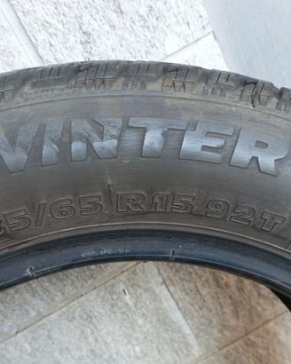 pneumatici invernali 185/65 r15 92T
