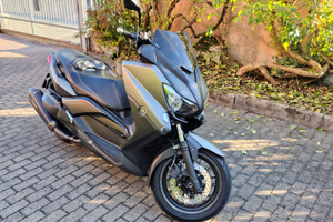 Yamaha X Max400