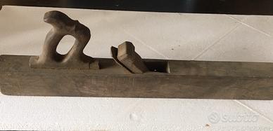 Pialla in legno