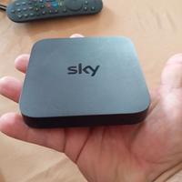 Sky q mini