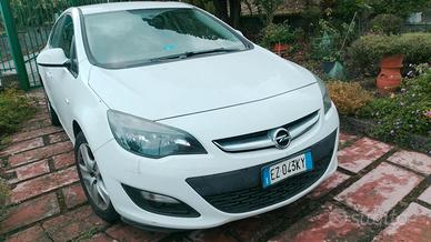 Opel Astra J 1.6 CDTI 110 CV (2015) – Tagliandata 
