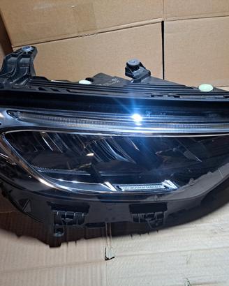 Faro Fanale anteriore dx mercedes glc x254 2025