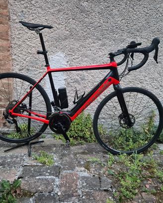 Bicicletta E-Road Cannondale  sinapse neo