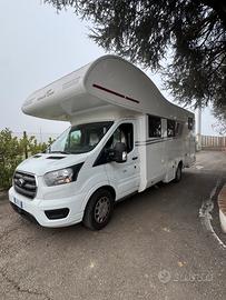 Camper Mansadato Rollerteam 284M letti gemelli