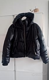 Giacca invernale con cappuccio Zara taglia XS