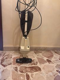 Aspirapolvere Tornado verticale