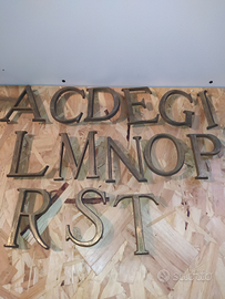 Lettere in ottone
