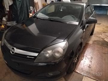 Opel astra gtc