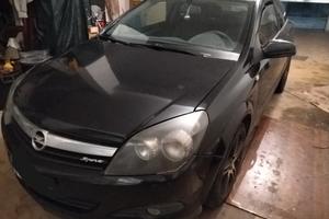 Opel astra gtc