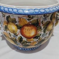 ceramica di castelli portavaso decoro frutta 