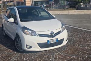 Toyota Yaris 1.3 5 porte Active CVT Stop & Start