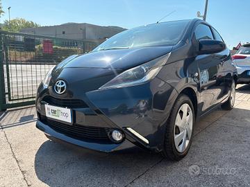 Toyota Aygo 1.0 VVT-i 69 CV 5p. x-cool 40 mila KM.
