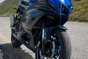 Yamaha r7
