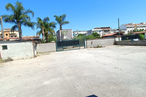 Terreno posto auto/deposito