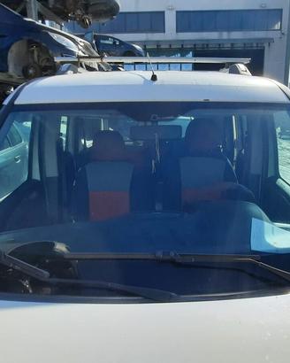 FIAT DOBLO 2012 - PARABREZZA ANTERIORE