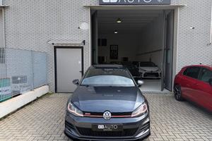 VOLKSWAGEN Golf GTI Performance 2.0 245 CV DSG T