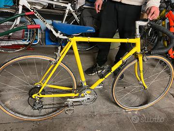 bici corsa ragazzo vintage