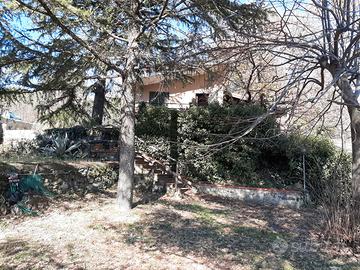 Cod.V125 Villetta/Chalet indipendente con terreno