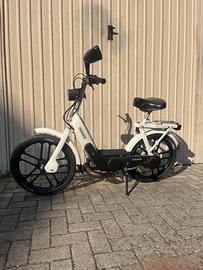 Ciao Piaggio con variatore e cerchi Grimeca