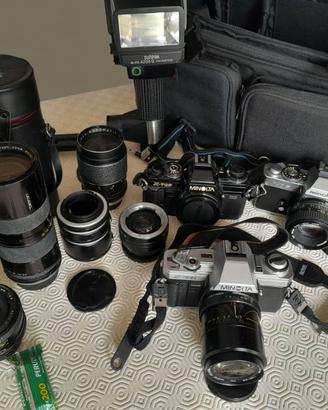 Fotocamere analogiche e obiettivi Minolta