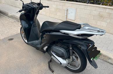 Scooter Honda SH 125 abs