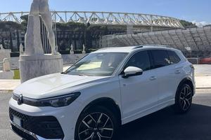 Volkswagen Tiguan 1.5 eTsi Rline 150CV Italiana