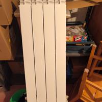 Radiatore acqua calda  in alluminio