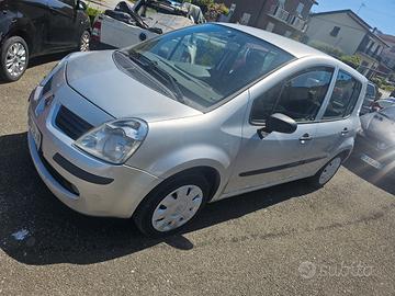 Renault Modus neo patentati