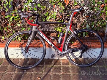 Bici da corsa Pinarello Dogma F10 come nuova