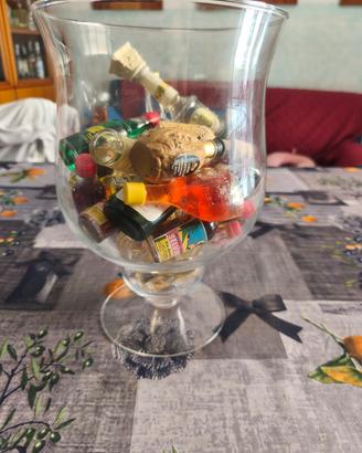 maxi calice con 30 boccette mignon vintage