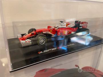 Ferrari Scala 1.18 SF16-H Sebastian Vettel. Burago