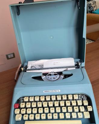 Macchina da scrivere Antares 16 con custodia 