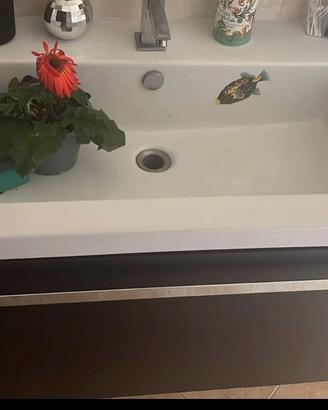 Mobiletto per bagno
