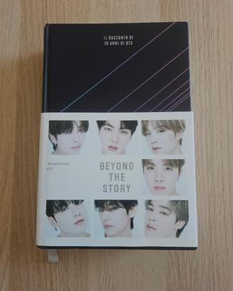 Libro originale 10° anniversario dei BTS