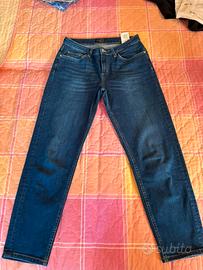 Jeans Kaos