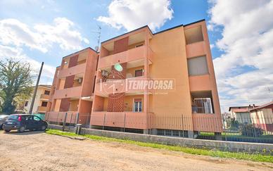 MAGAZZINO/lABORATORIO PIU AUTORIMESSA A ROMENTINO