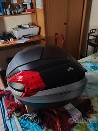 bauletto con piastra givi