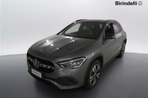 MERCEDES-BENZ GLA (H247) - GLA 180 d Auto